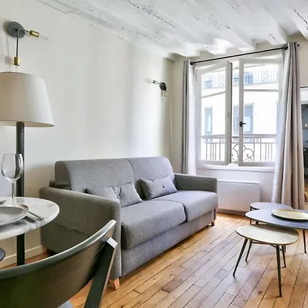 Superbe Neuf Rue Saint Honore *